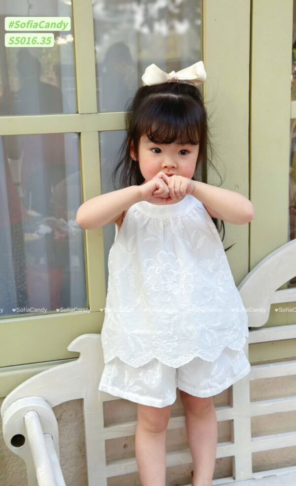 Set trắng bg