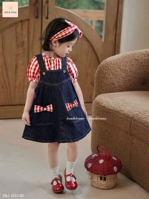 Set Yếm đỏ caro - Hình ảnh 2