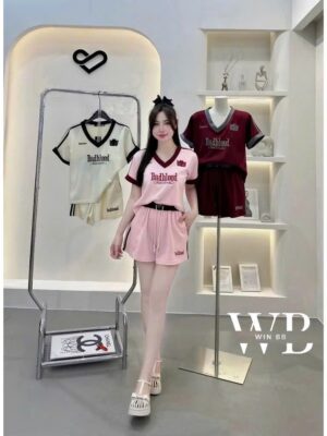 Bộ bg win hồng đỏ cổ tim