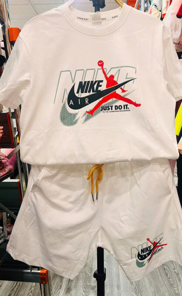 Bộ bé trai pu+nike  30-55kg - Hình ảnh 2