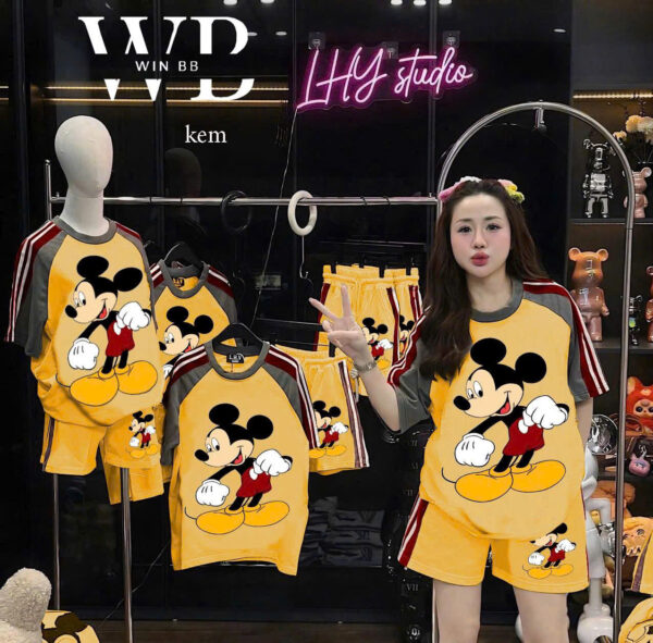 Bộ win mickey bé gái đỏ vàng10-60kg