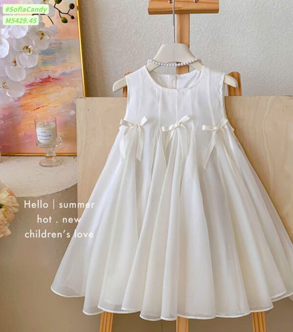 Đầm trắng vol nhẹ 10-38kg