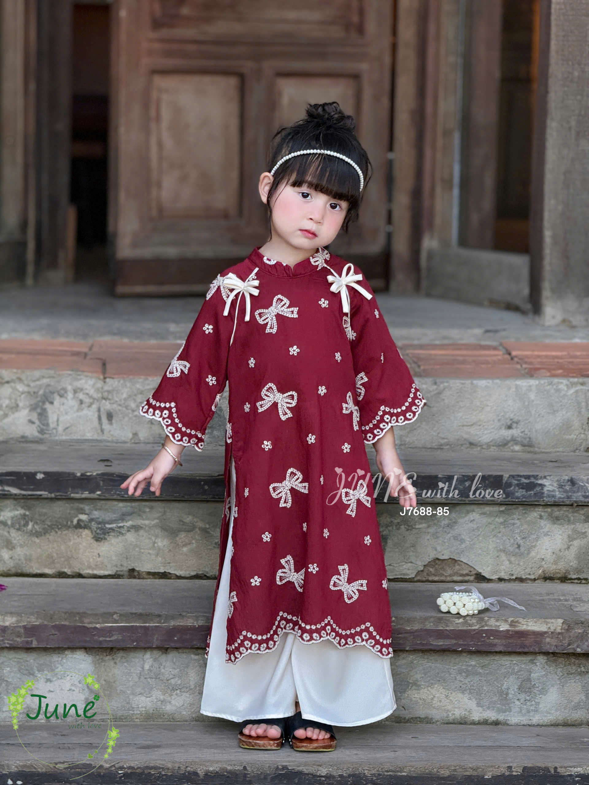 Áo dài đỏ đô ren kiếng 13-40kg