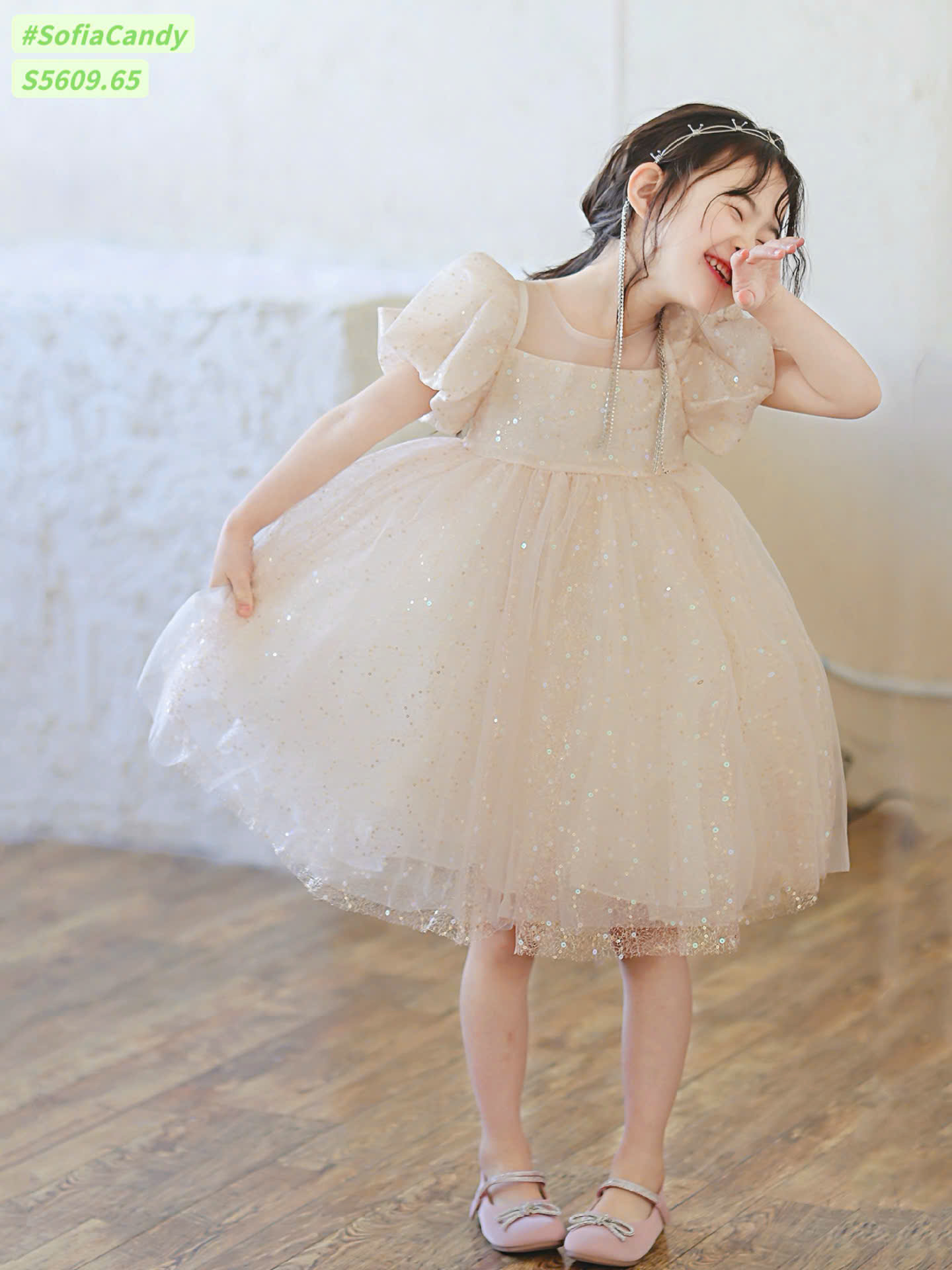 Đầm kem kimsa lấp lánh 12-40kg